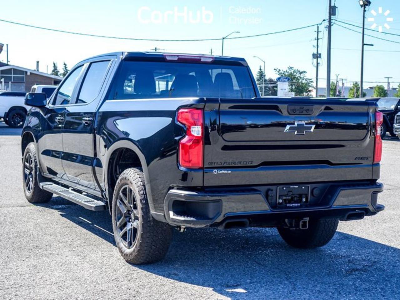 2024 Chevrolet Silverado 1500 RST4WD Crew Cab 147" 5.3L 5 passengers with captain chair Photo