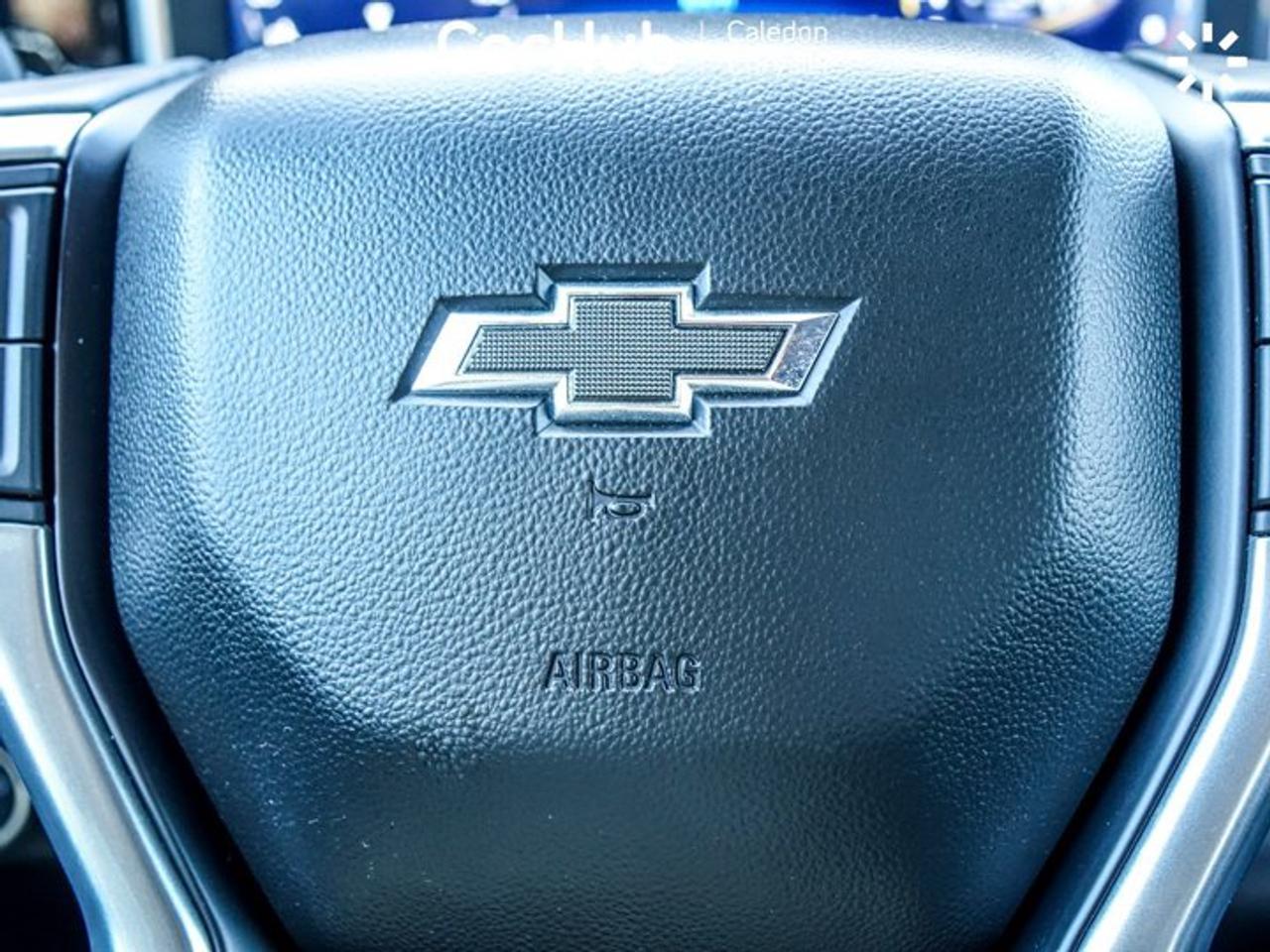 2024 Chevrolet Silverado 1500 RST4WD Crew Cab 147" 5.3L 5 passengers with captain chair Photo