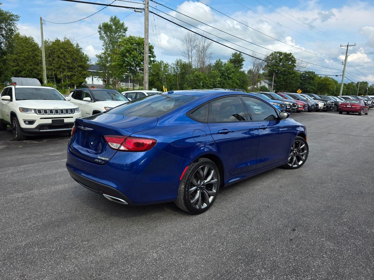 2016 Chrysler 200 S Photo4