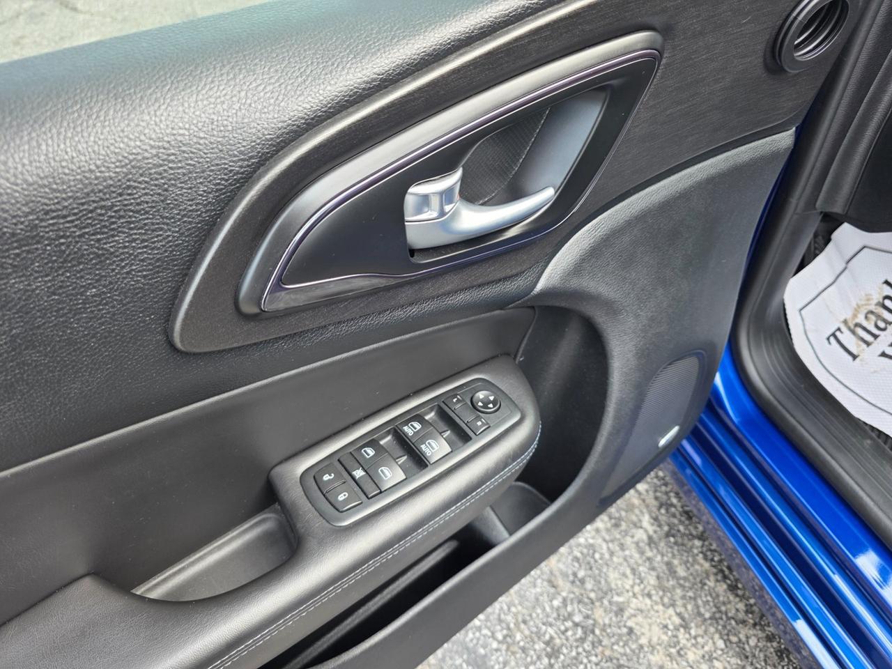 2016 Chrysler 200 S Photo