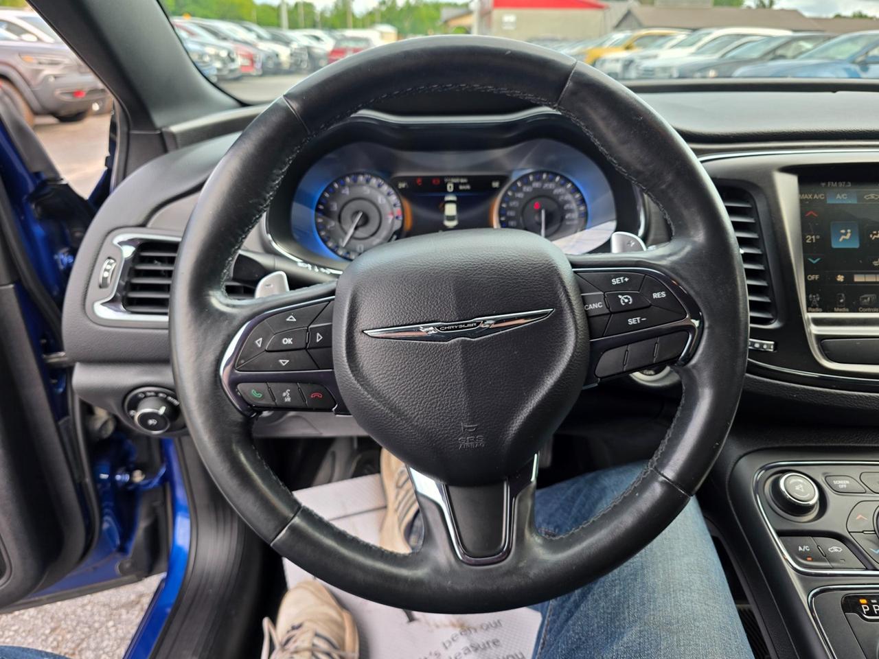 2016 Chrysler 200 S Photo