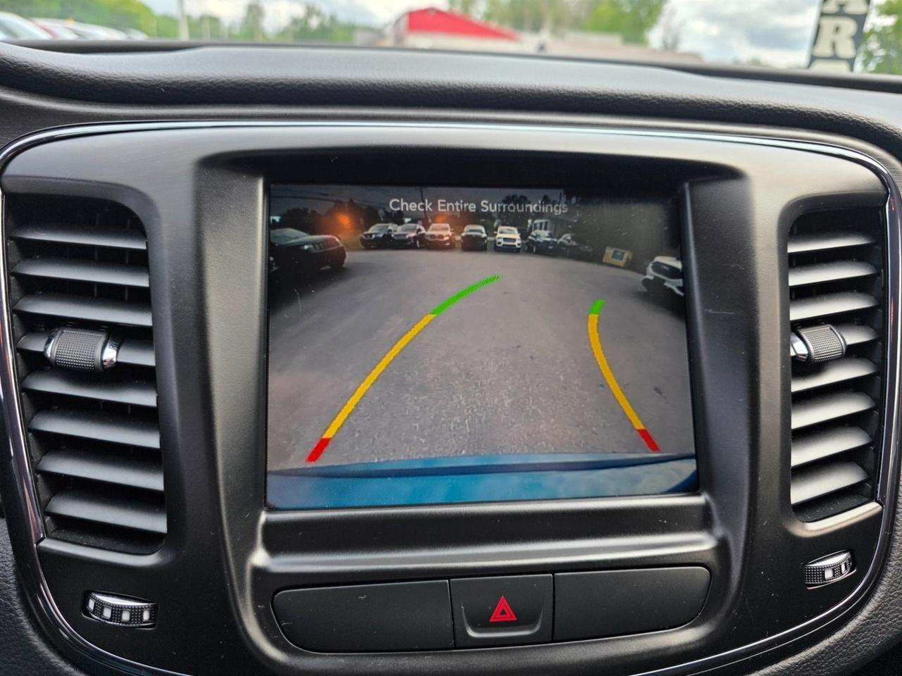 2016 Chrysler 200 S Photo