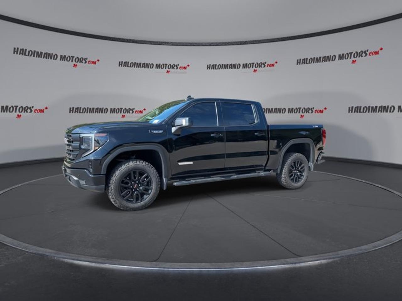 2025 GMC Sierra 1500 Elevation X31 Off Road Crew Cab 5.5' Box 4WD Photo