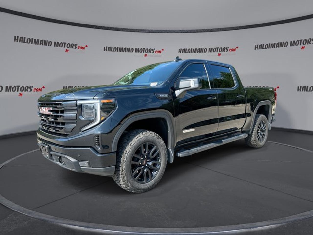 2025 GMC Sierra 1500 Elevation X31 Off Road Crew Cab 5.5' Box 4WD Photo0