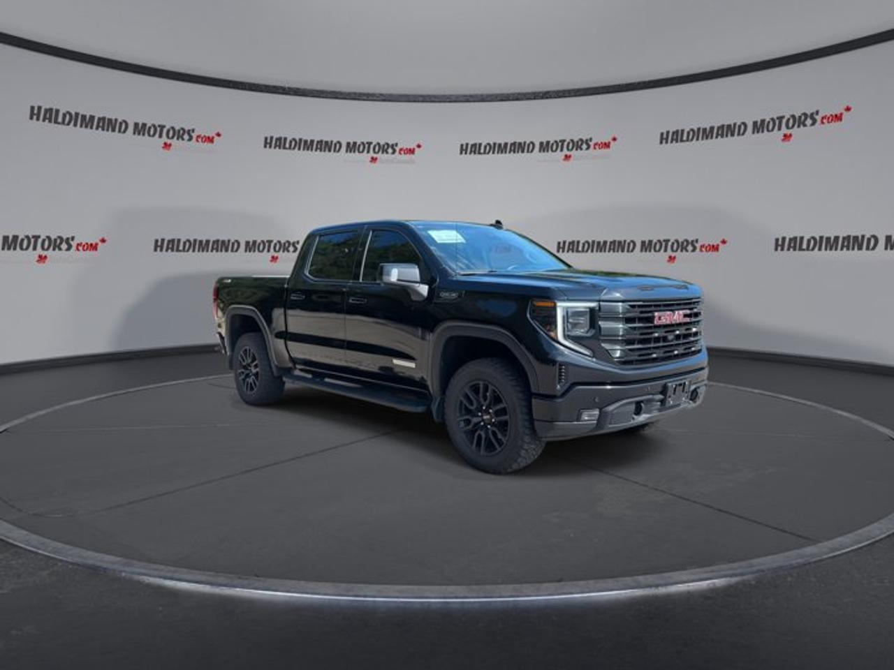 2025 GMC Sierra 1500 Elevation X31 Off Road Crew Cab 5.5' Box 4WD Photo5