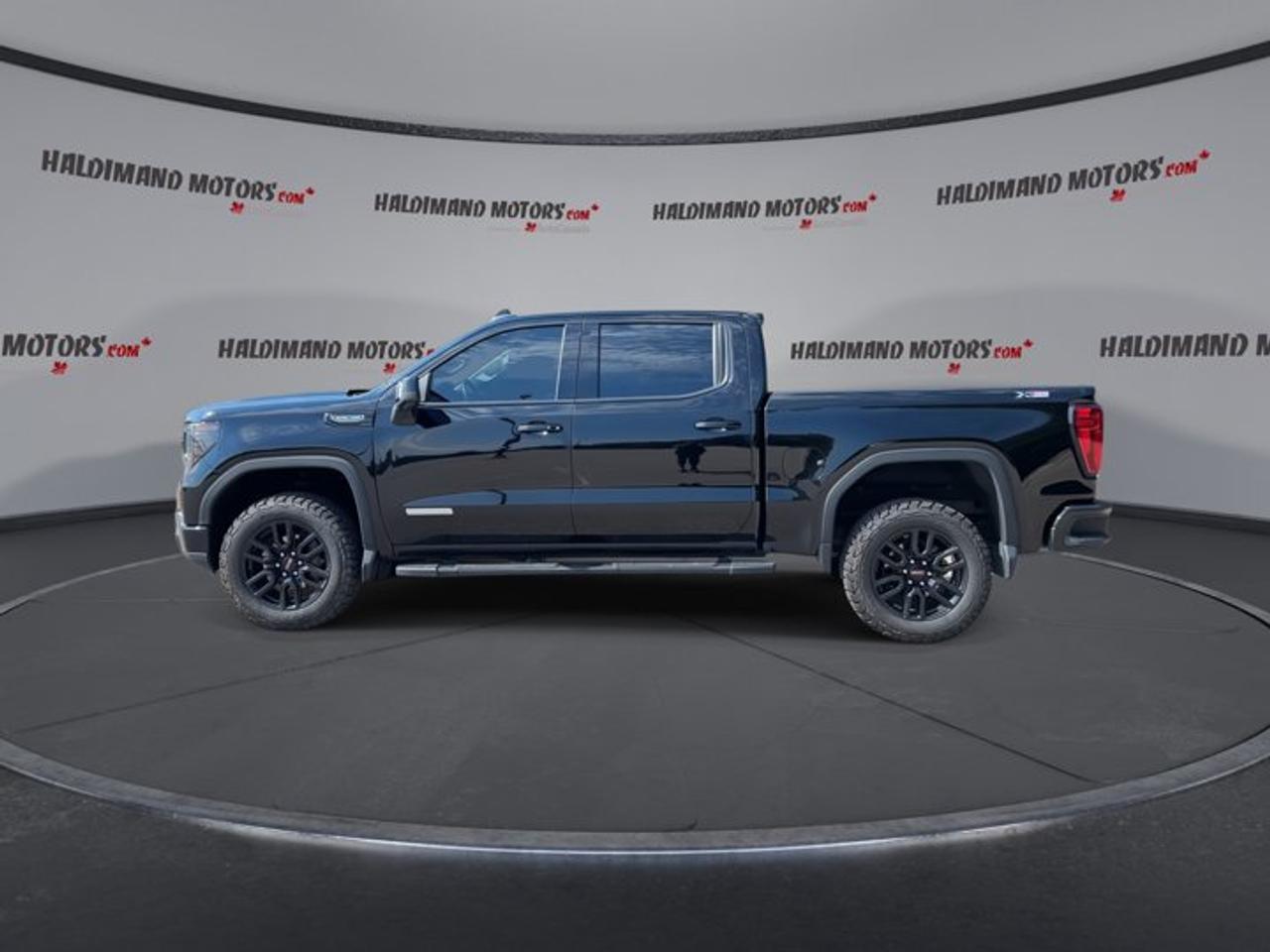 2025 GMC Sierra 1500 Elevation X31 Off Road Crew Cab 5.5' Box 4WD Photo