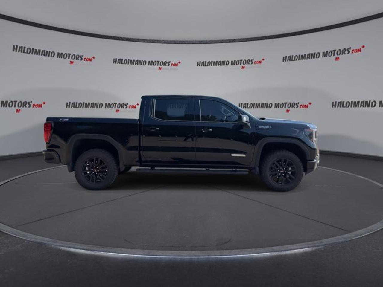 2025 GMC Sierra 1500 Elevation X31 Off Road Crew Cab 5.5' Box 4WD Photo