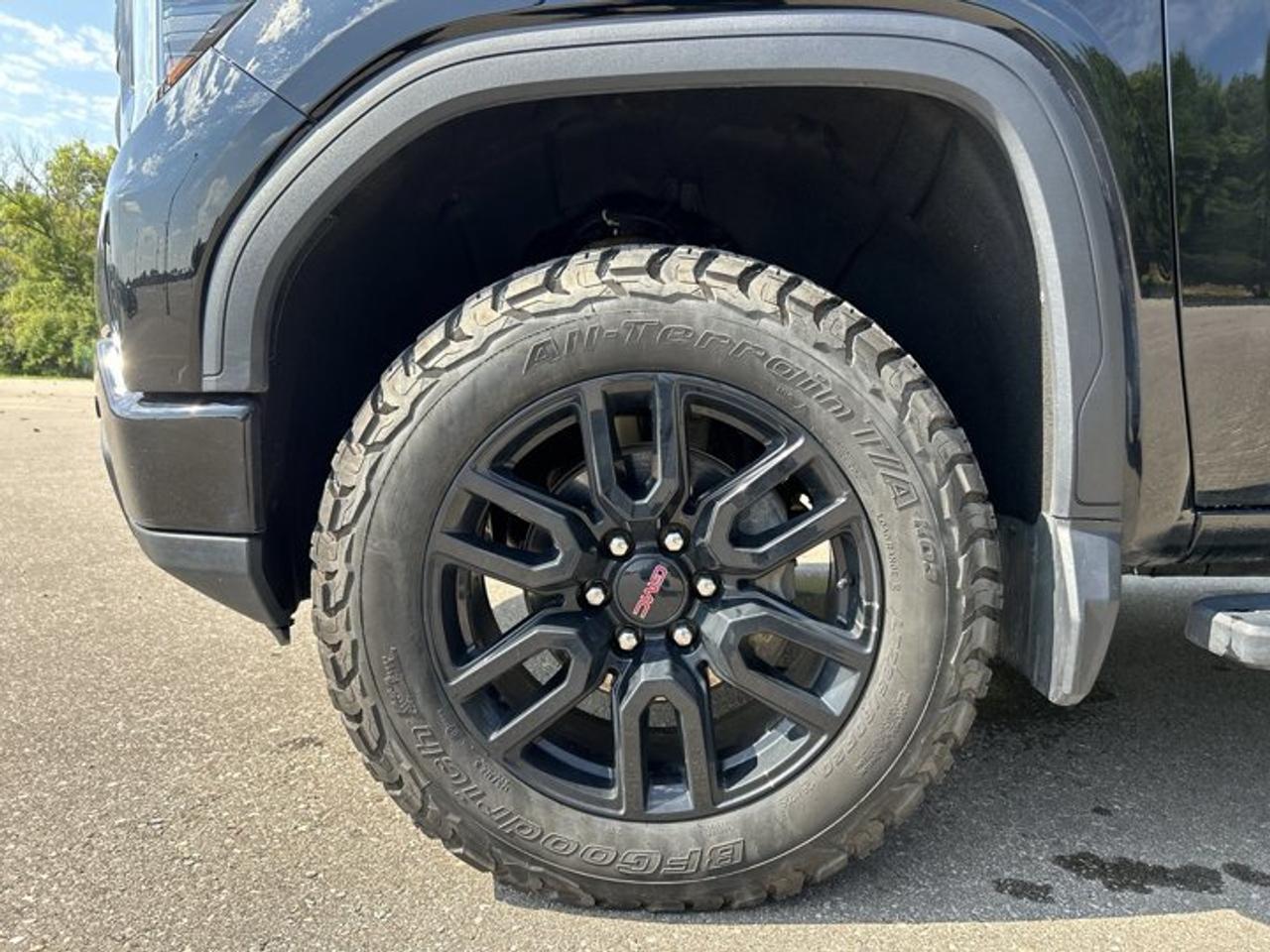 2025 GMC Sierra 1500 Elevation X31 Off Road Crew Cab 5.5' Box 4WD Photo