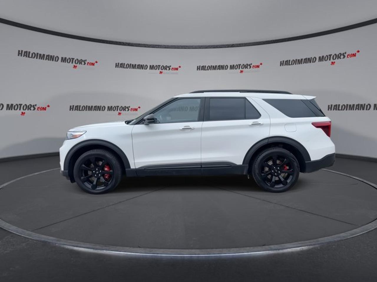 2024 Ford Explorer ST 4WD | No Accidents | Vent. Front Seats Photo