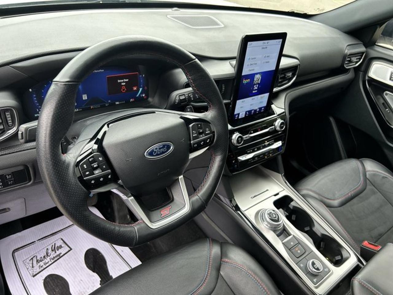 2024 Ford Explorer ST 4WD | No Accidents | Vent. Front Seats Photo