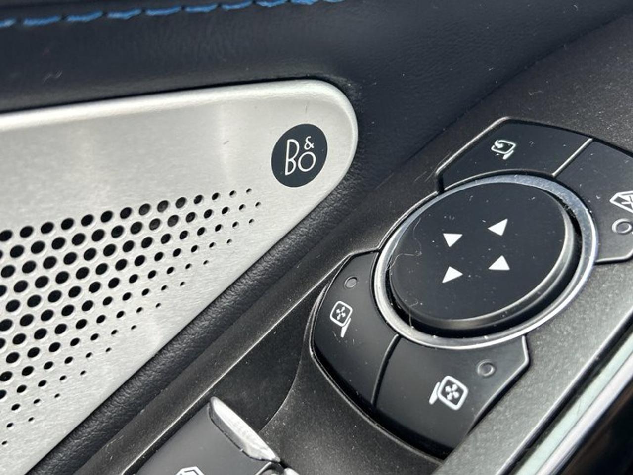 2024 Ford Explorer ST 4WD | No Accidents | Vent. Front Seats Photo