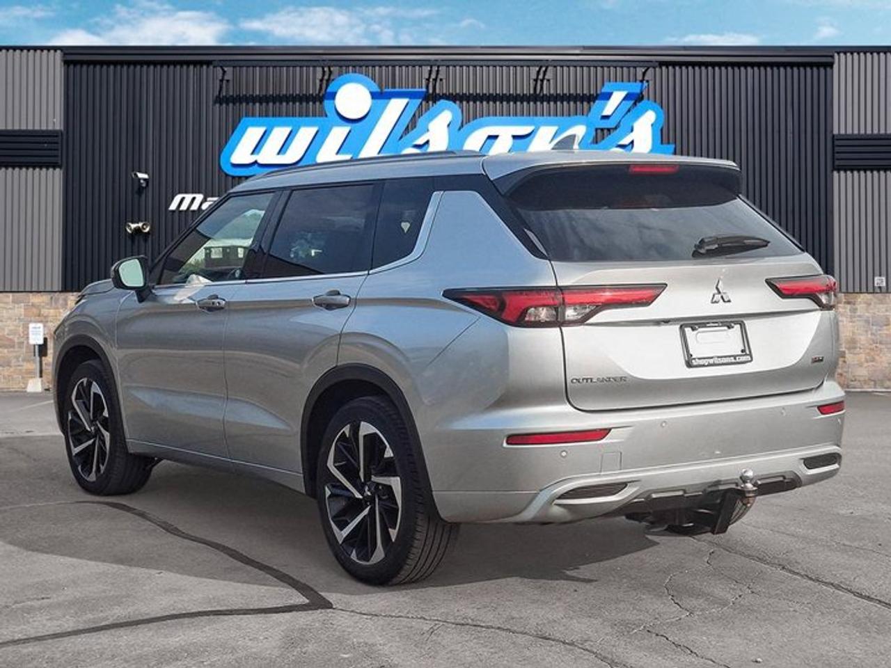 2022 Mitsubishi Outlander GT Premium AWD | 3rd Row | Leather | Sunroof | HUD | Nav | 360 Camera | Bose | CarPlay and More ! Photo