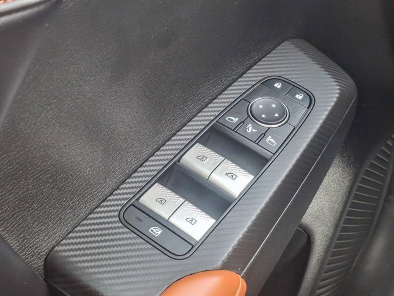 2022 Mitsubishi Outlander GT Premium AWD | 3rd Row | Leather | Sunroof | HUD | Nav | 360 Camera | Bose | CarPlay and More ! Photo