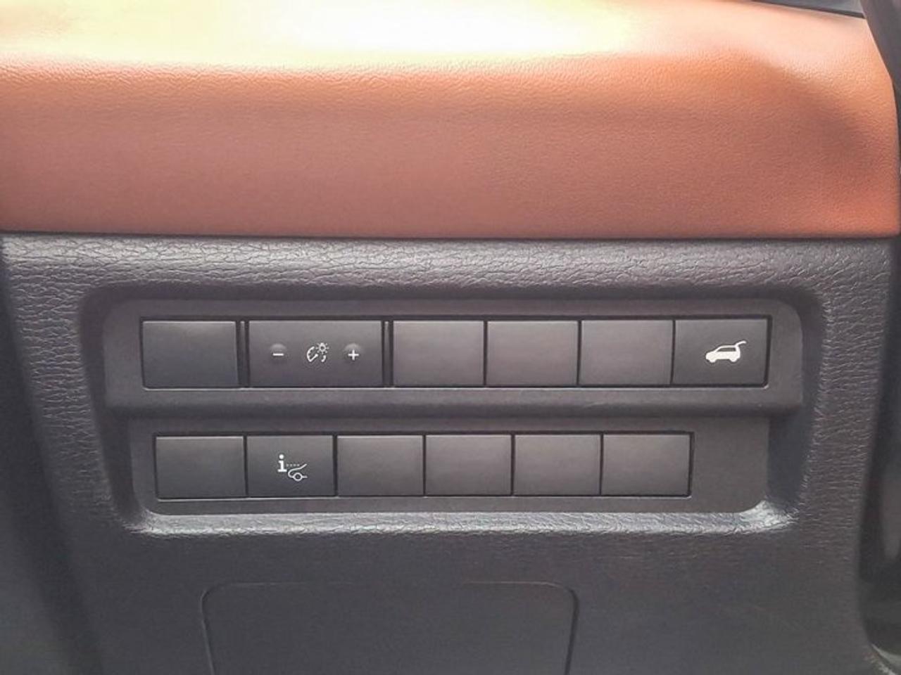 2022 Mitsubishi Outlander GT Premium AWD | 3rd Row | Leather | Sunroof | HUD | Nav | 360 Camera | Bose | CarPlay and More ! Photo
