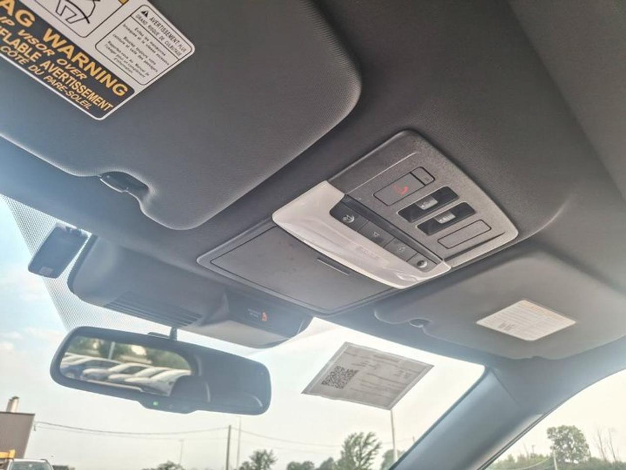 2022 Mitsubishi Outlander GT Premium AWD | 3rd Row | Leather | Sunroof | HUD | Nav | 360 Camera | Bose | CarPlay and More ! Photo