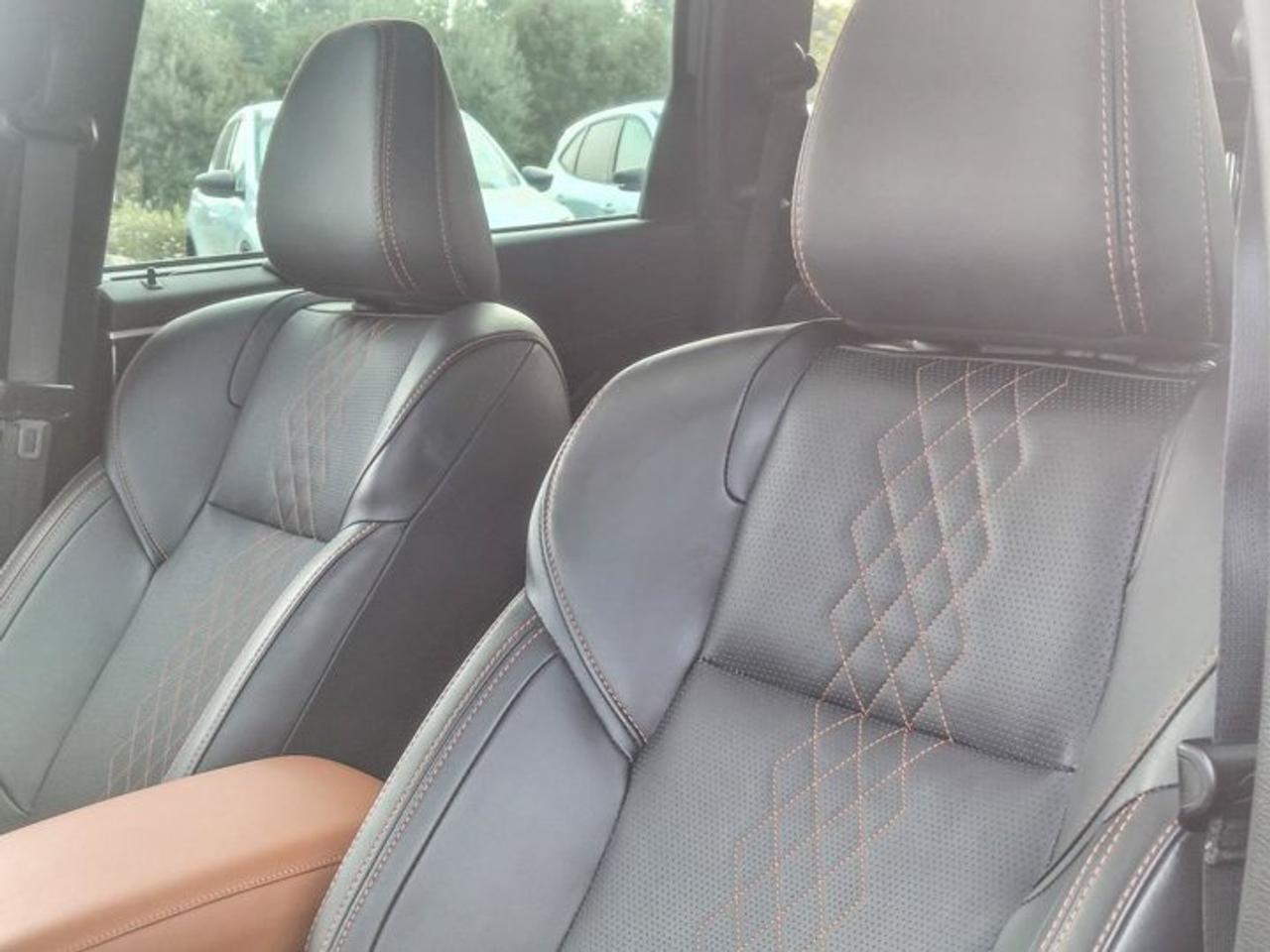 2022 Mitsubishi Outlander GT Premium AWD | 3rd Row | Leather | Sunroof | HUD | Nav | 360 Camera | Bose | CarPlay and More ! Photo
