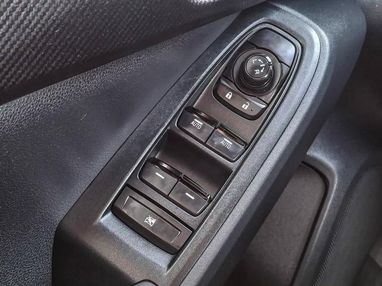 2024 Subaru XV Crosstrek Onyx AWD | Heated Seats + Steering | Sunroof | Adaptive Cruise Control | Lane Keep Assist and More ! Photo
