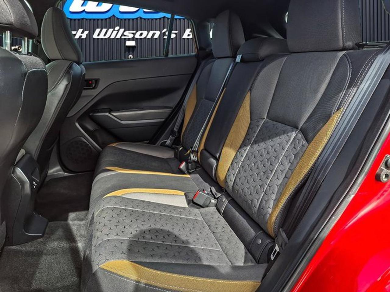 2024 Subaru XV Crosstrek Onyx AWD | Heated Seats + Steering | Sunroof | Adaptive Cruise Control | Lane Keep Assist and More ! Photo