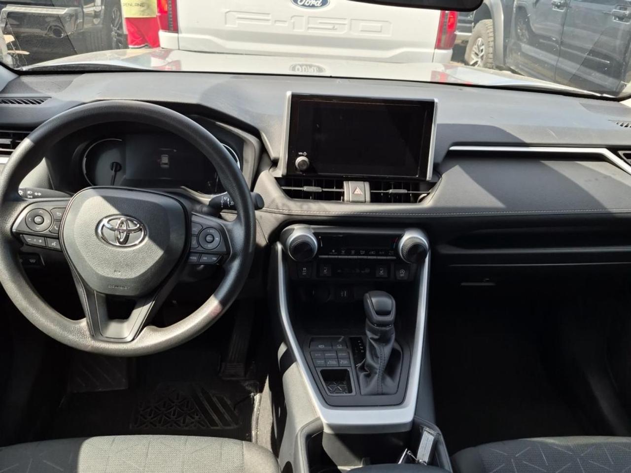 2024 Toyota RAV4 LE AWD Photo
