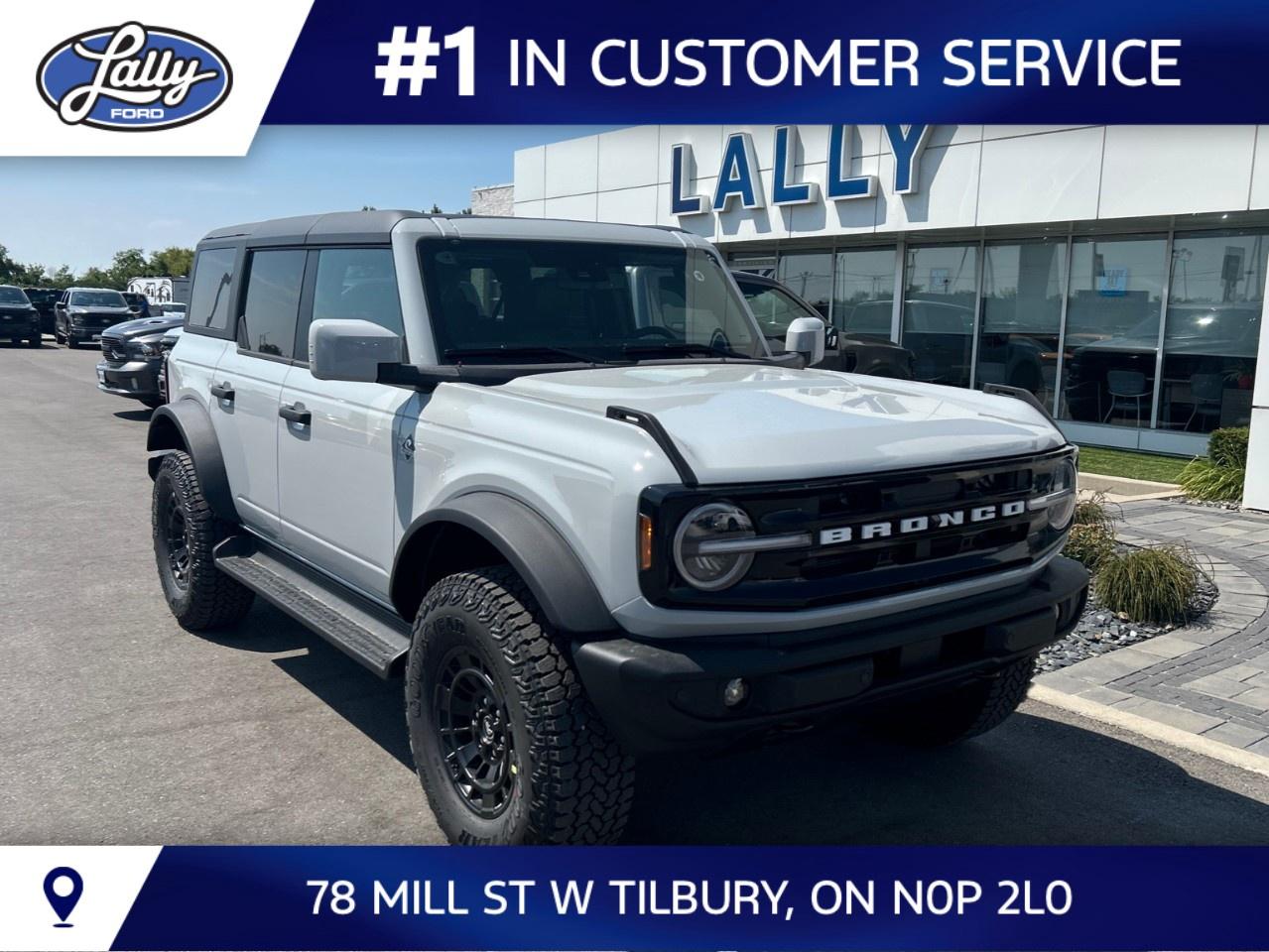 2026 Ford Bronco OUTER BANKS 4 DOOR 4X4 Photo