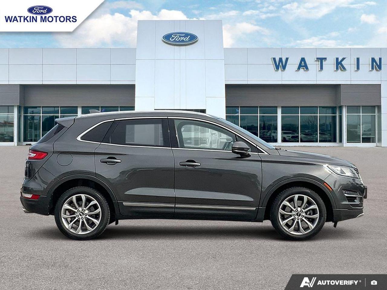 2017 Lincoln MKC Reserve AWD Photo5
