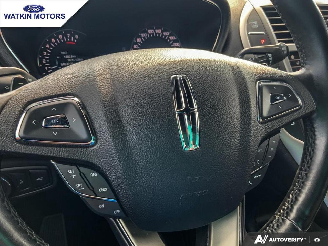 2017 Lincoln MKC Reserve AWD Photo18
