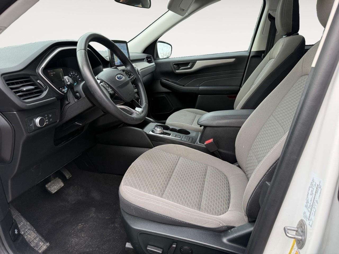 2022 Ford Escape SE AWD Photo