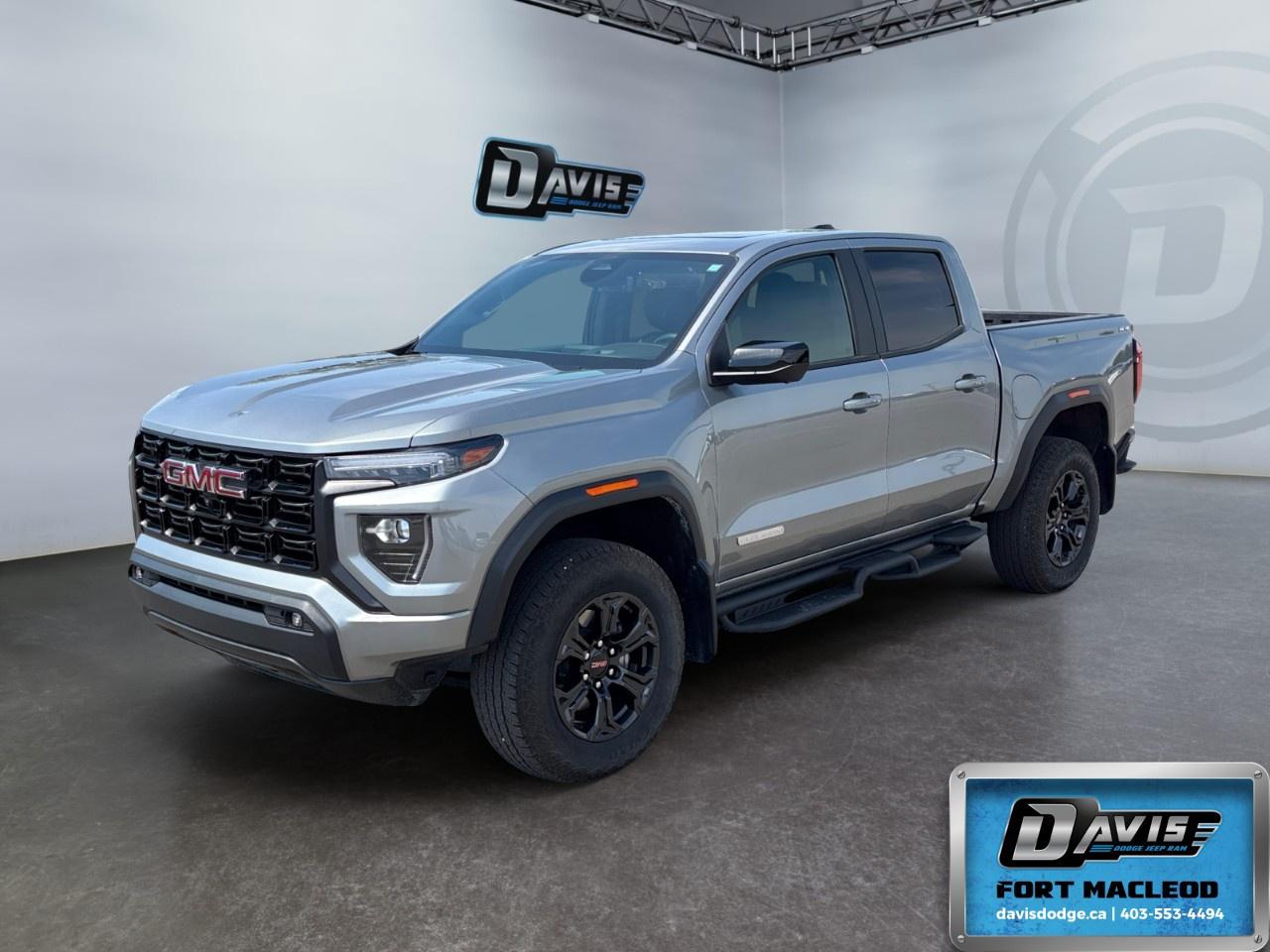 Used 2025 GMC Canyon Crew Cab Short Box 4-Wheel Drive Elevation for sale in Fort Macleod, AB