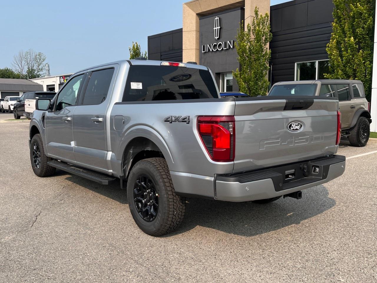 2026 Ford F-150 XLT 4WD SuperCrew 5.5' Box Photo2