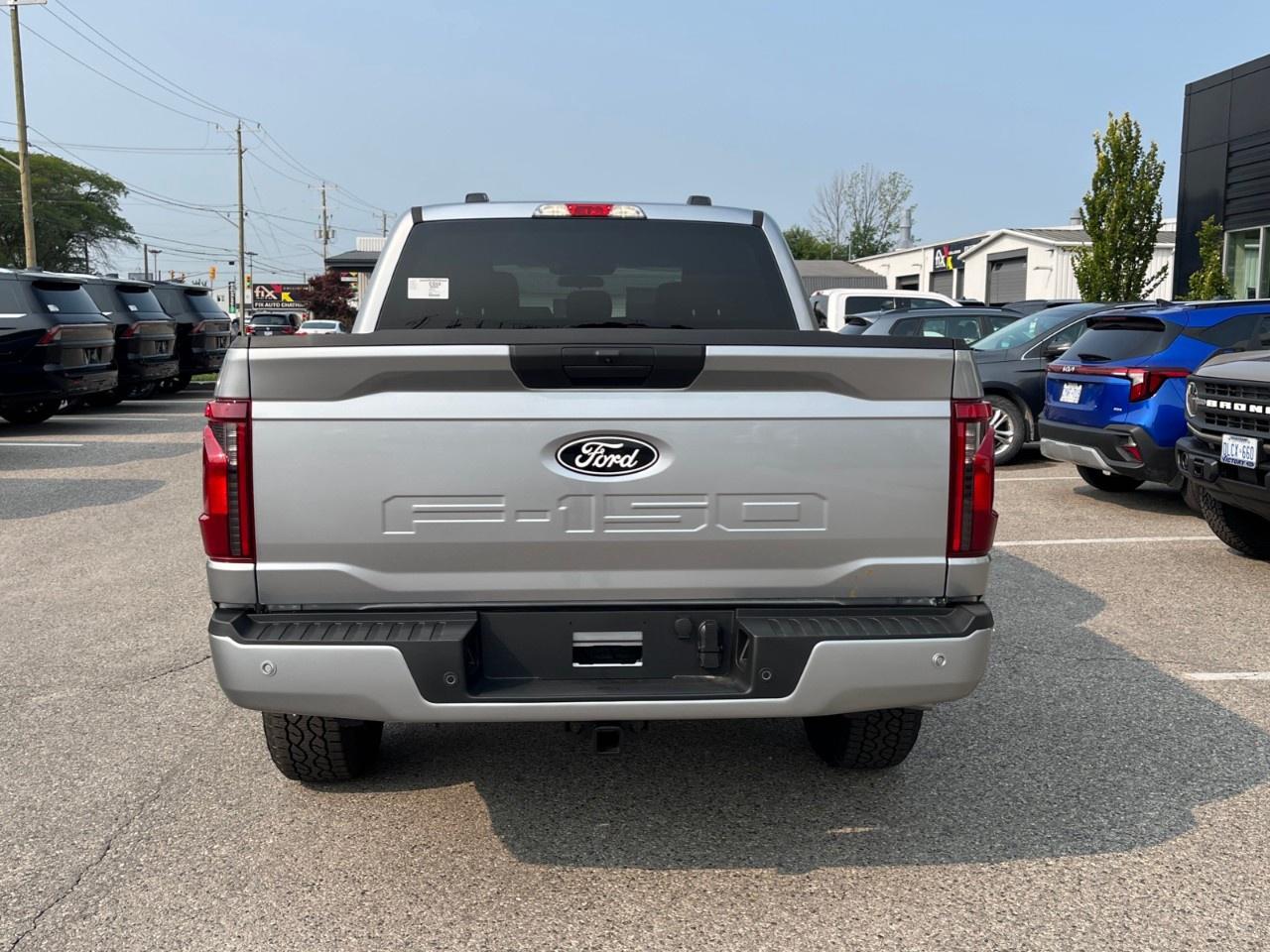 2026 Ford F-150 XLT 4WD SuperCrew 5.5' Box Photo3