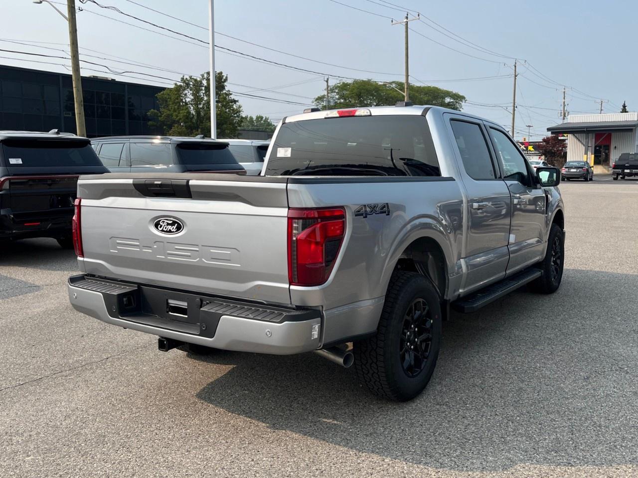 2026 Ford F-150 XLT 4WD SuperCrew 5.5' Box Photo4