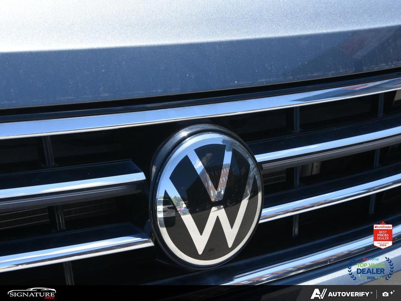 2024 Volkswagen Tiguan Highline R-Line No Accident Fender Panoroof Leathe Photo