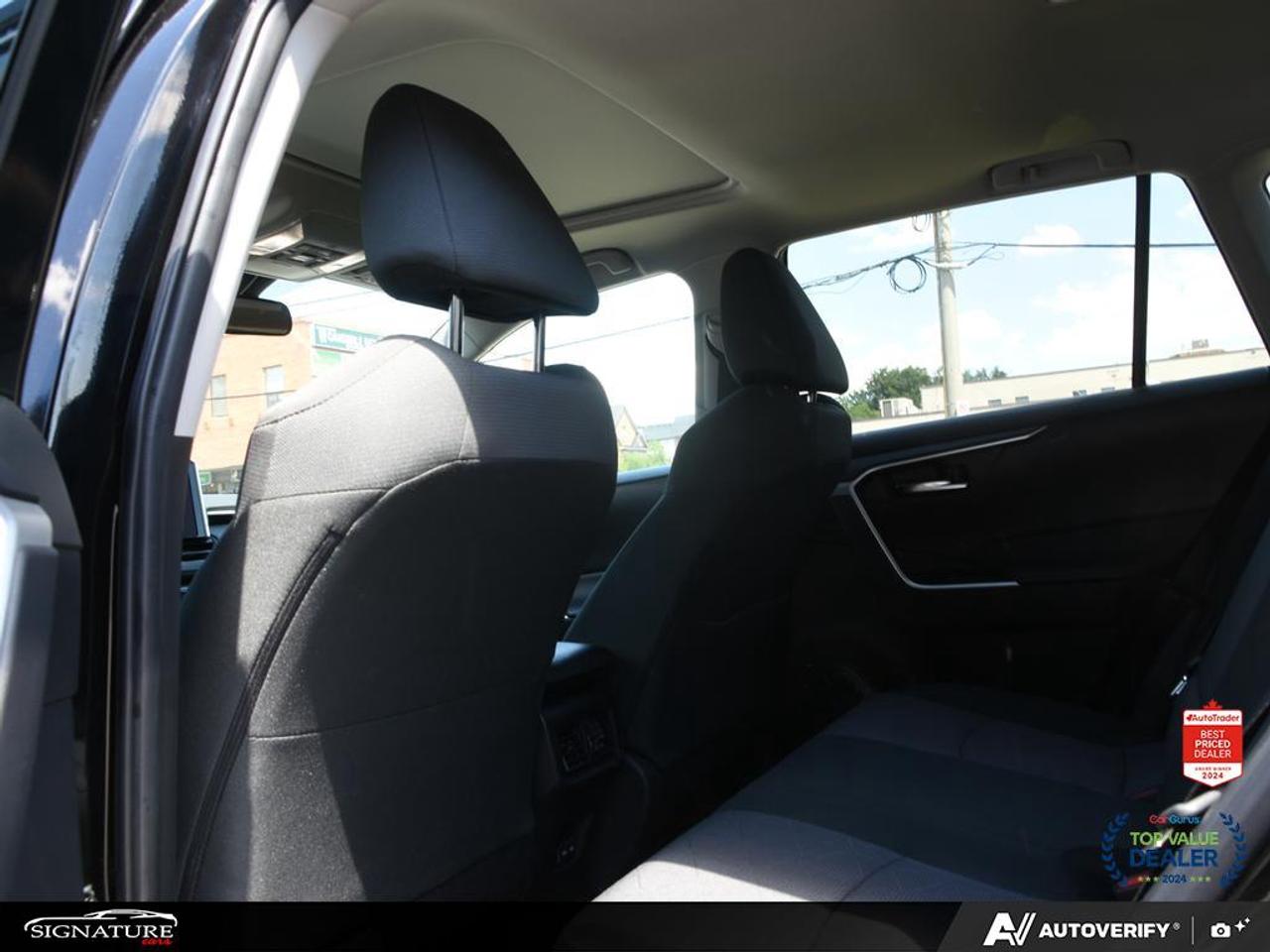 2024 Toyota RAV4 XLE AWD No Accident Sunroof Carplay BSM Photo