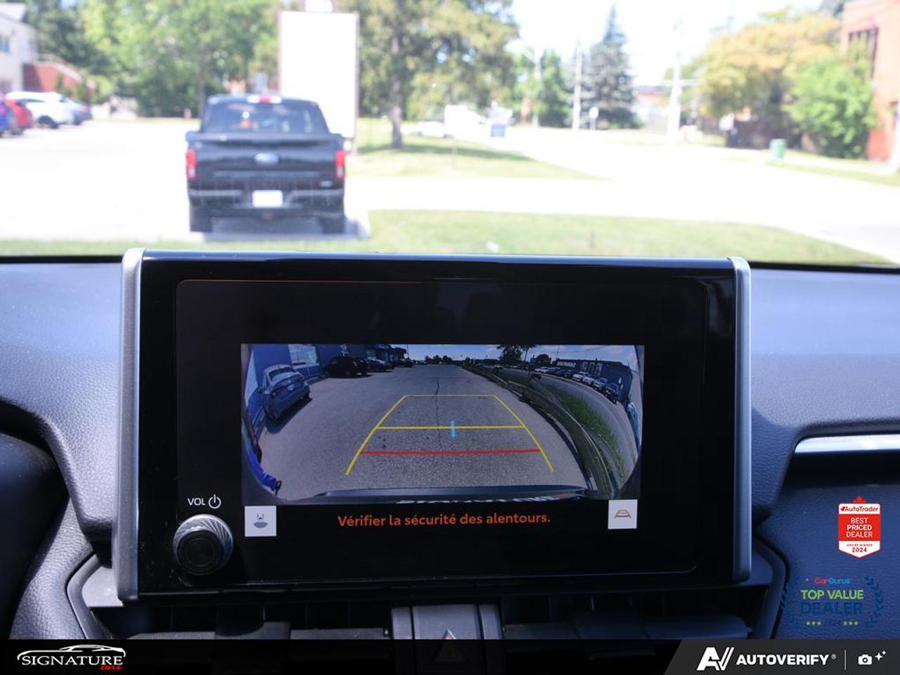 2024 Toyota RAV4 XLE AWD No Accident Sunroof Carplay BSM Photo