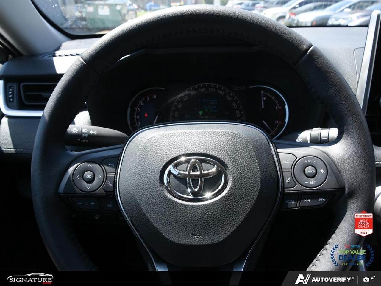 2025 Toyota RAV4 XLE AWD No Accident Sunroof Carplay BSM Photo