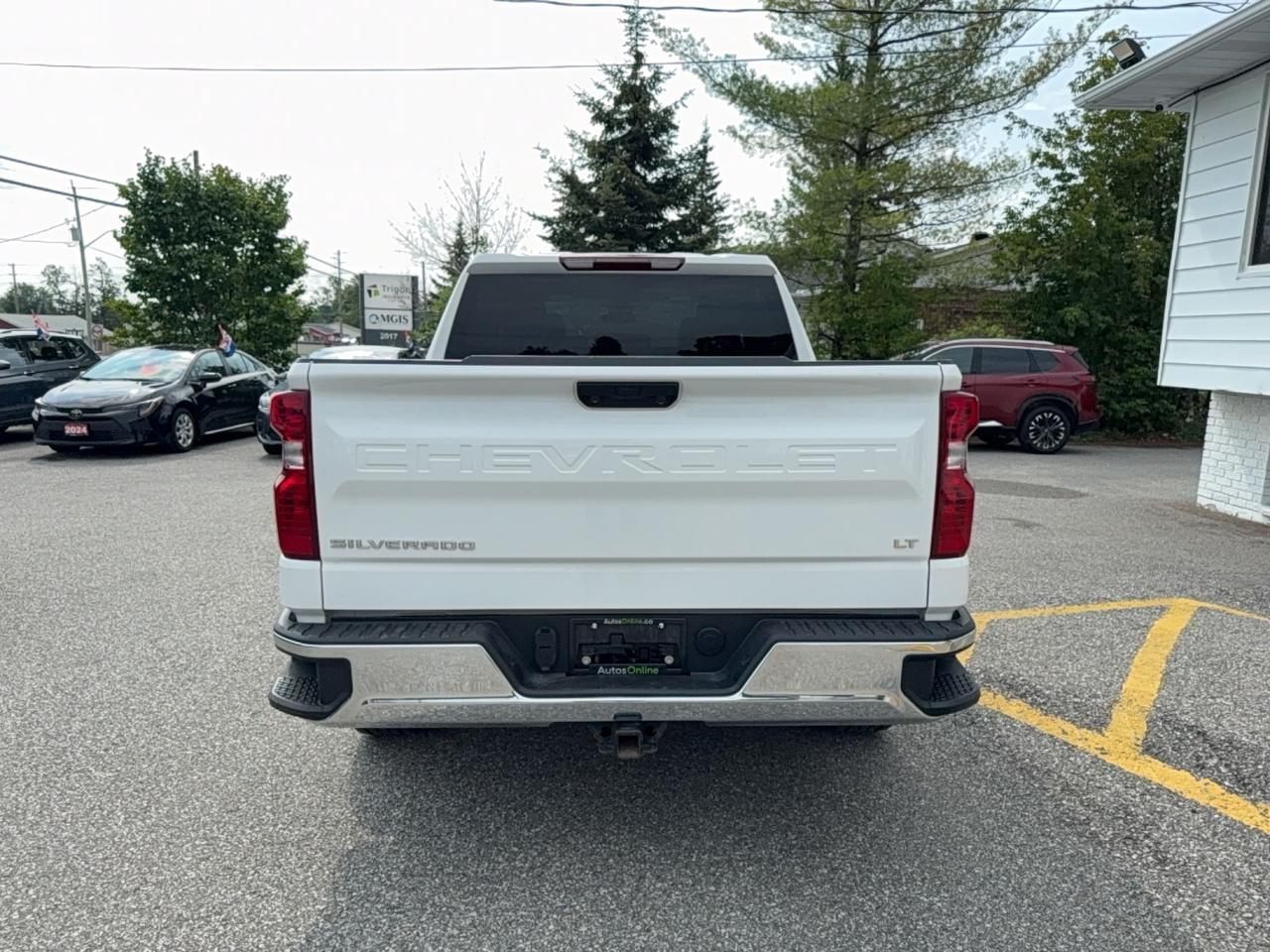 2025 Chevrolet Silverado 1500 LT-4X4-5.3L-HITCH-HEATED SEATS-ALLOYS-WARRANTY Photo3