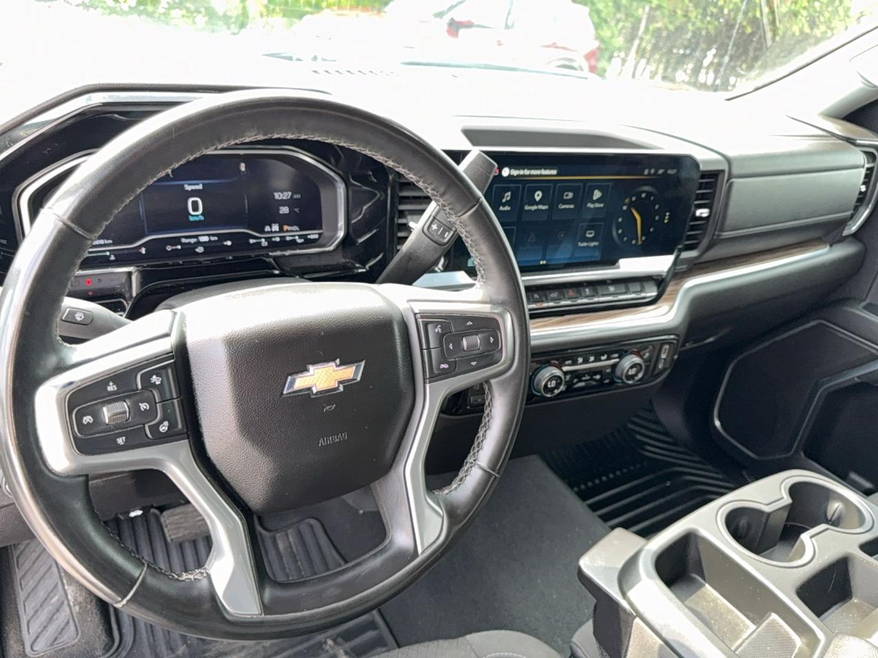 2025 Chevrolet Silverado 1500 LT-4X4-5.3L-HITCH-HEATED SEATS-ALLOYS-WARRANTY Photo