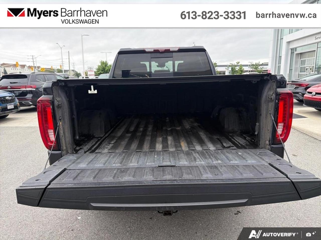 2022 GMC Sierra 1500 AT4  - Sunroof Photo