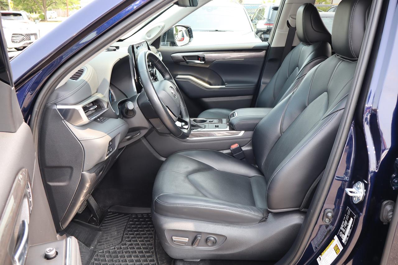 2022 Toyota Highlander Hybrid Limited Photo