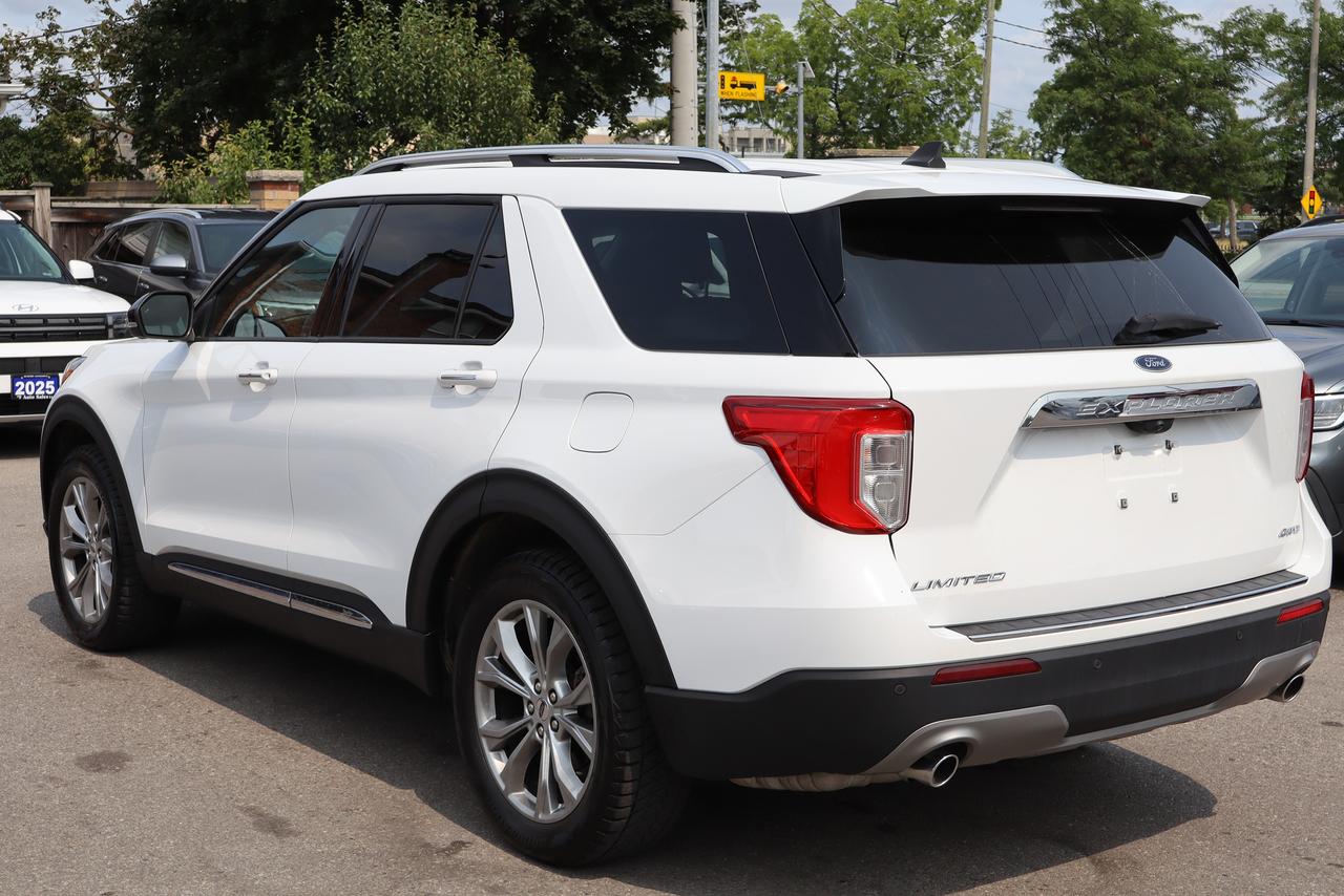 2023 Ford Explorer Limited 4WD Photo