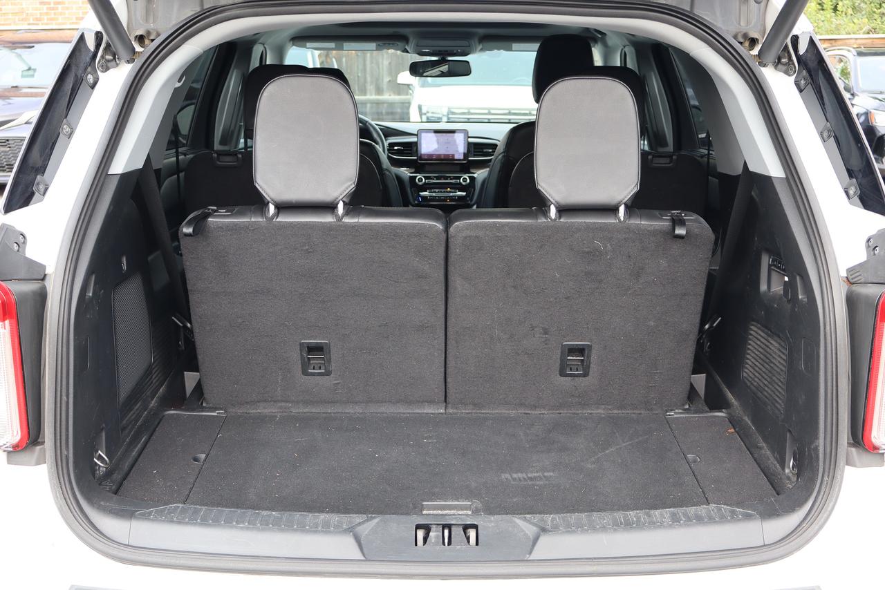 2023 Ford Explorer Limited 4WD Photo