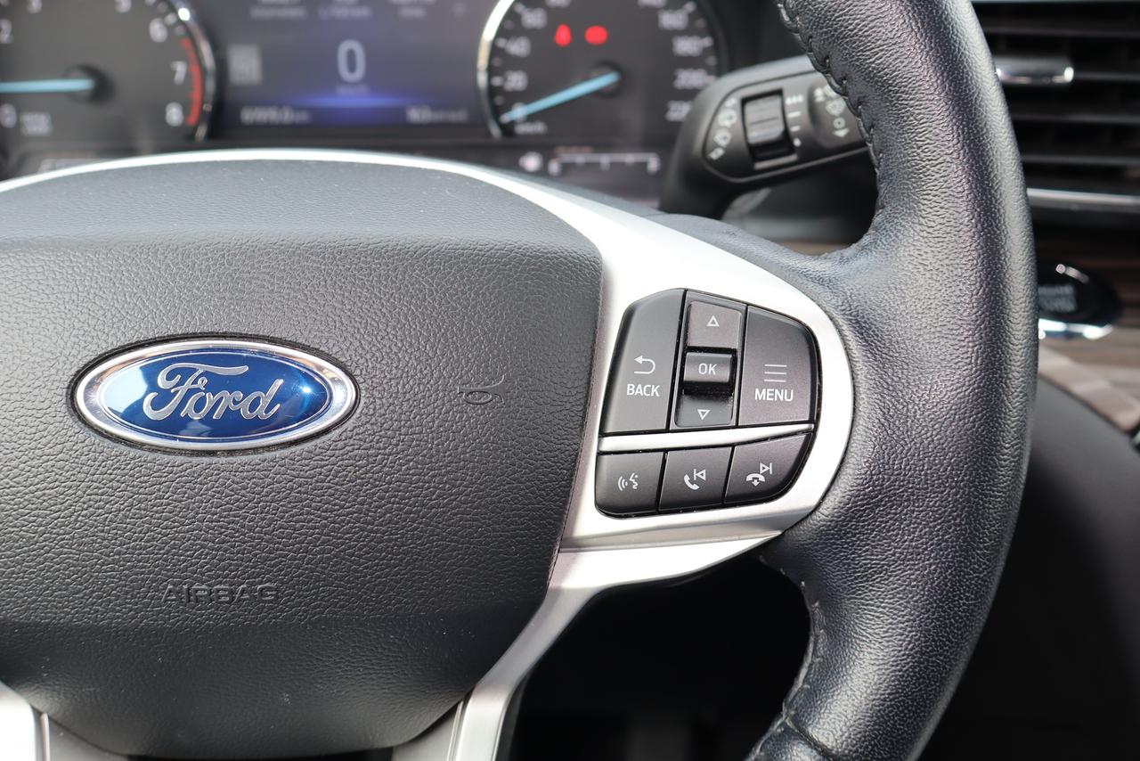 2023 Ford Explorer Limited 4WD Photo