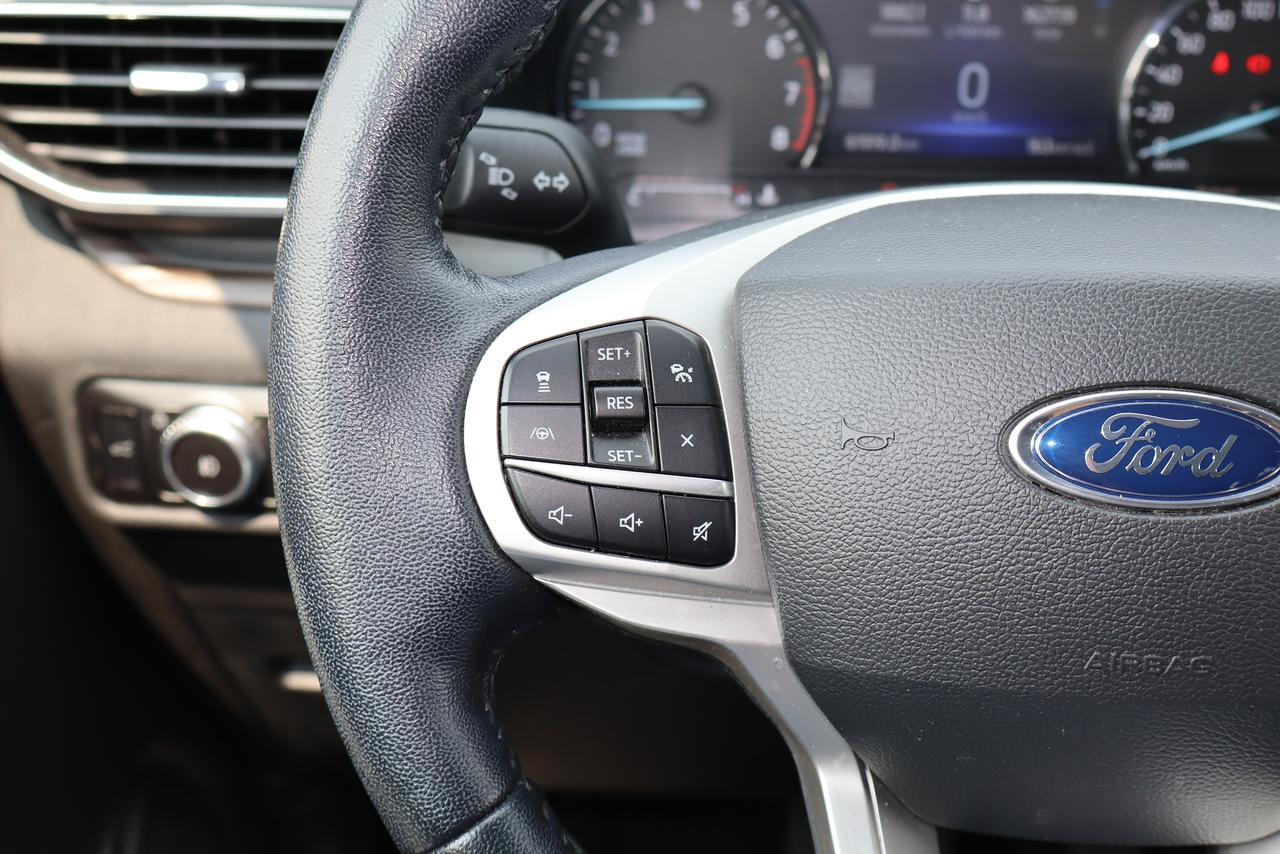 2023 Ford Explorer Limited 4WD Photo