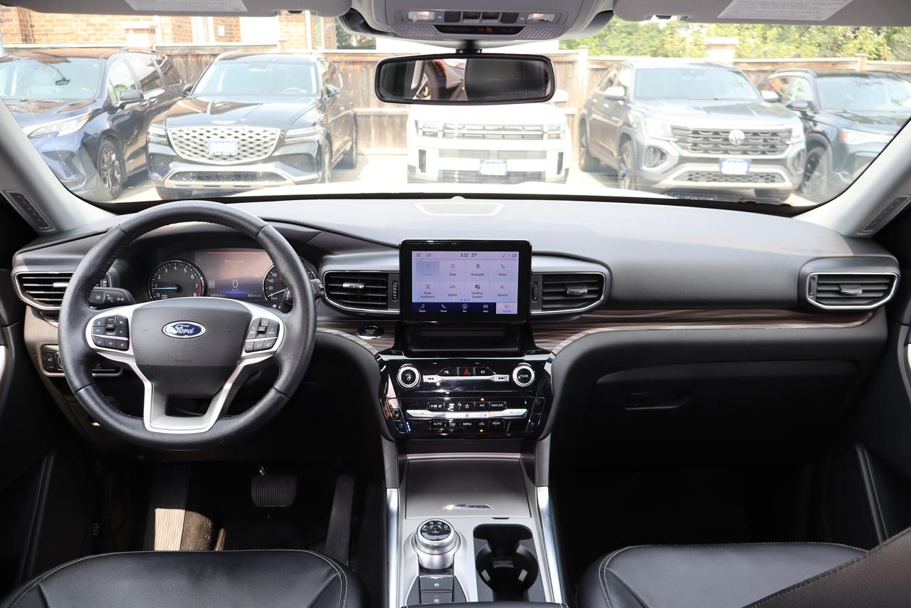 2023 Ford Explorer Limited 4WD Photo