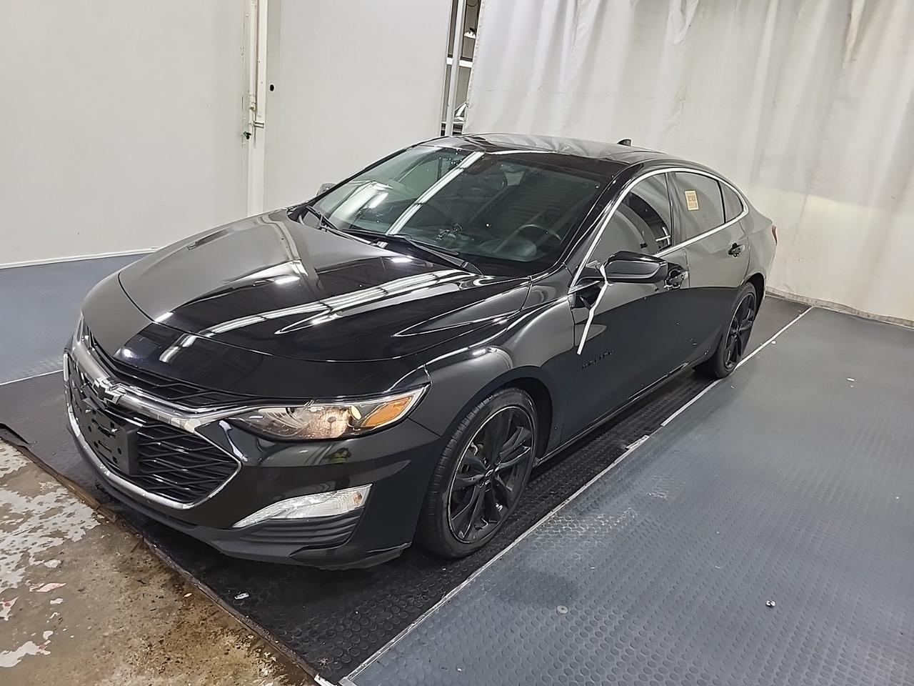 2023 Chevrolet Malibu 1LT - Photo #1
