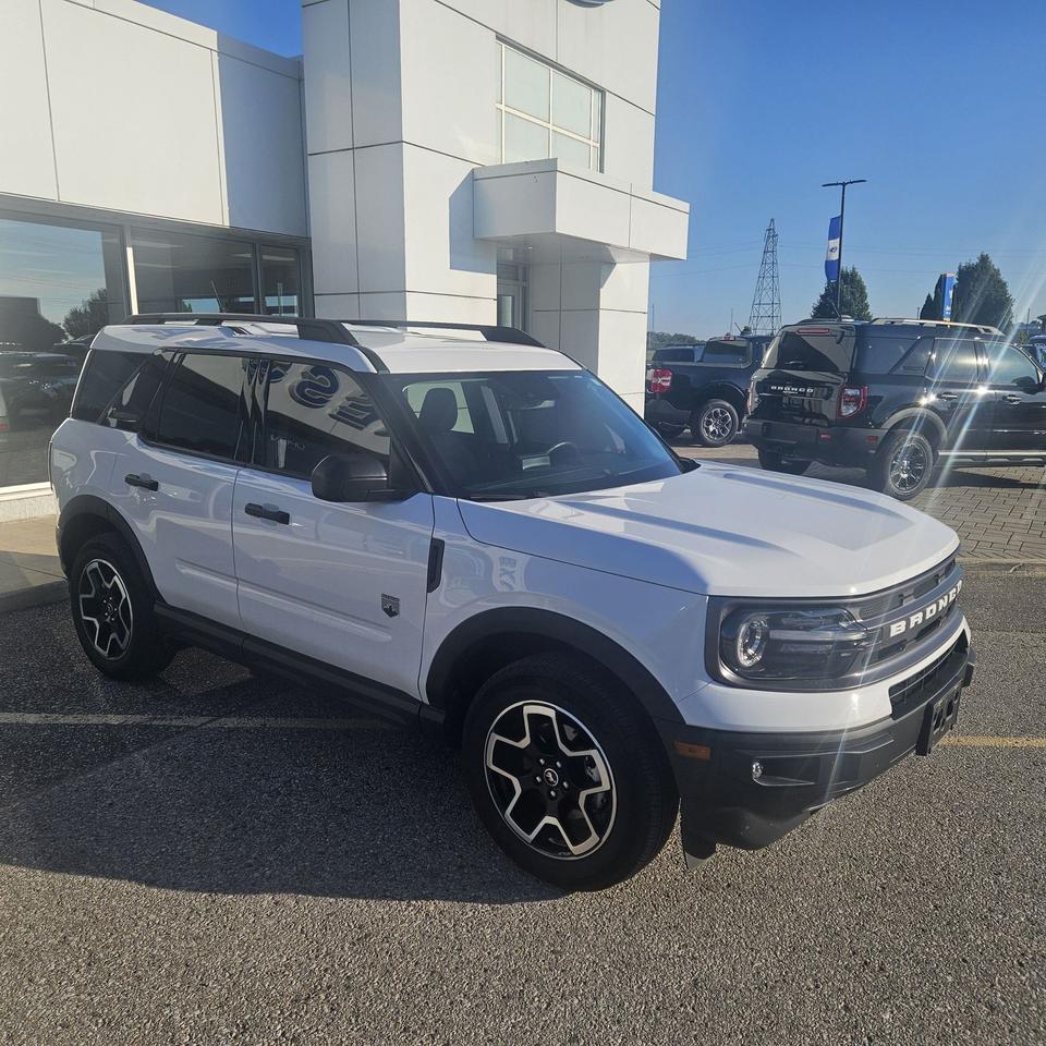 2023 Ford Bronco BIG BEND, TOW PACK, 18" RIMS, CONVENIENCE PACK! Photo