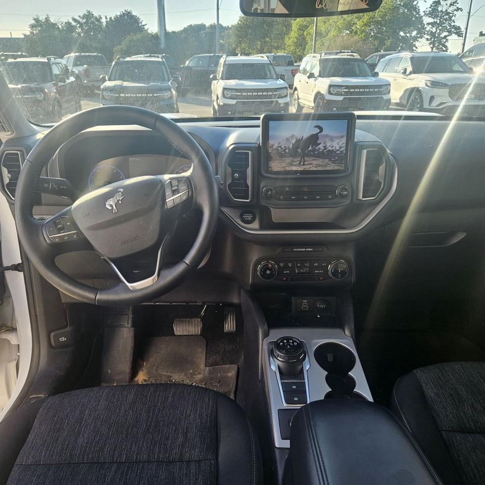2023 Ford Bronco BIG BEND, TOW PACK, 18" RIMS, CONVENIENCE PACK! Photo