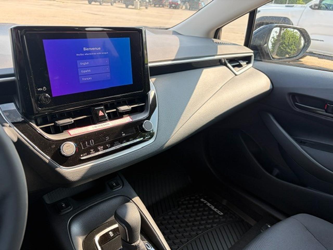 2026 Toyota Corolla LE Photo