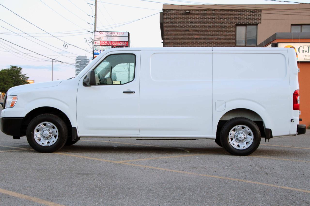 2020 Nissan NV 2500 S Photo