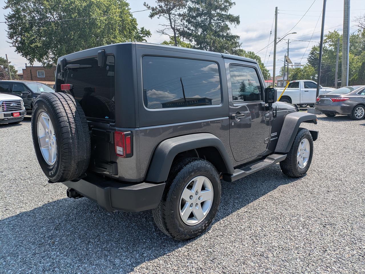 2016 Jeep Wrangler 4WD 2dr Sport Photo4